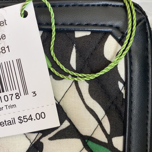 NWT wristlet by Vera Bradley - Picture 14 of 15